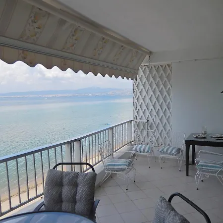 Beach Front Peraía